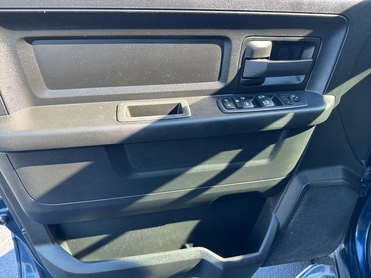 Used 2022 RAM 3500 Tradesman w/ Chrome Appearance Group image 6