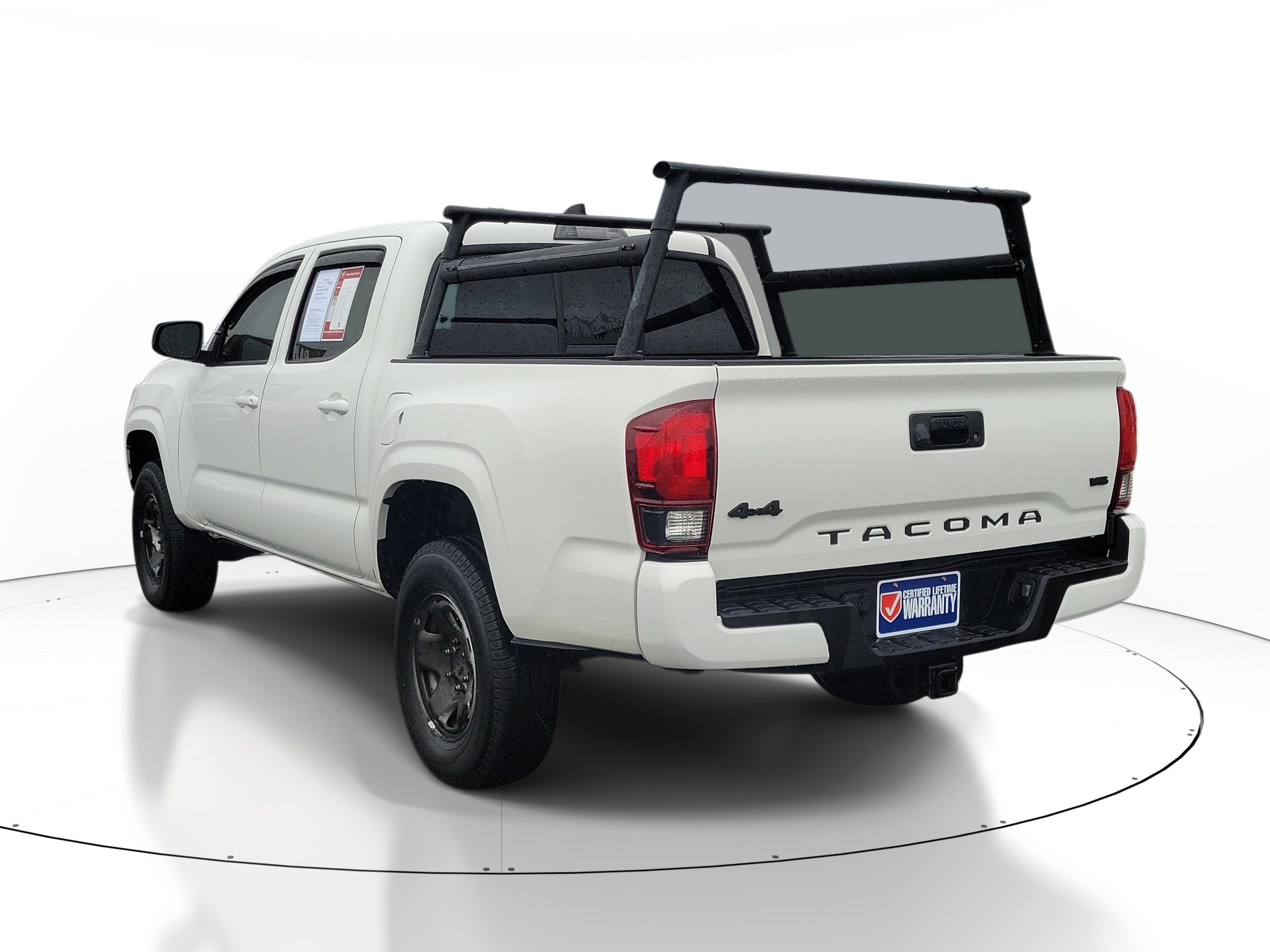 Used 2022 Toyota Tacoma SR AWD/4WD image 3