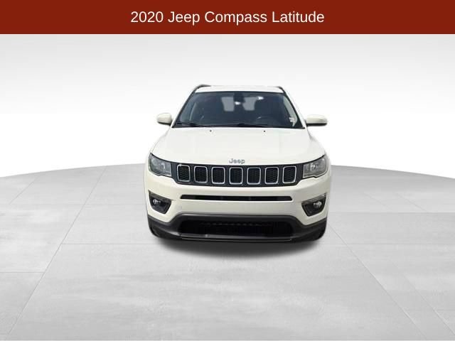 Used 2020 Jeep Compass Latitude w/ Cold Weather Group AWD/4WD image 2