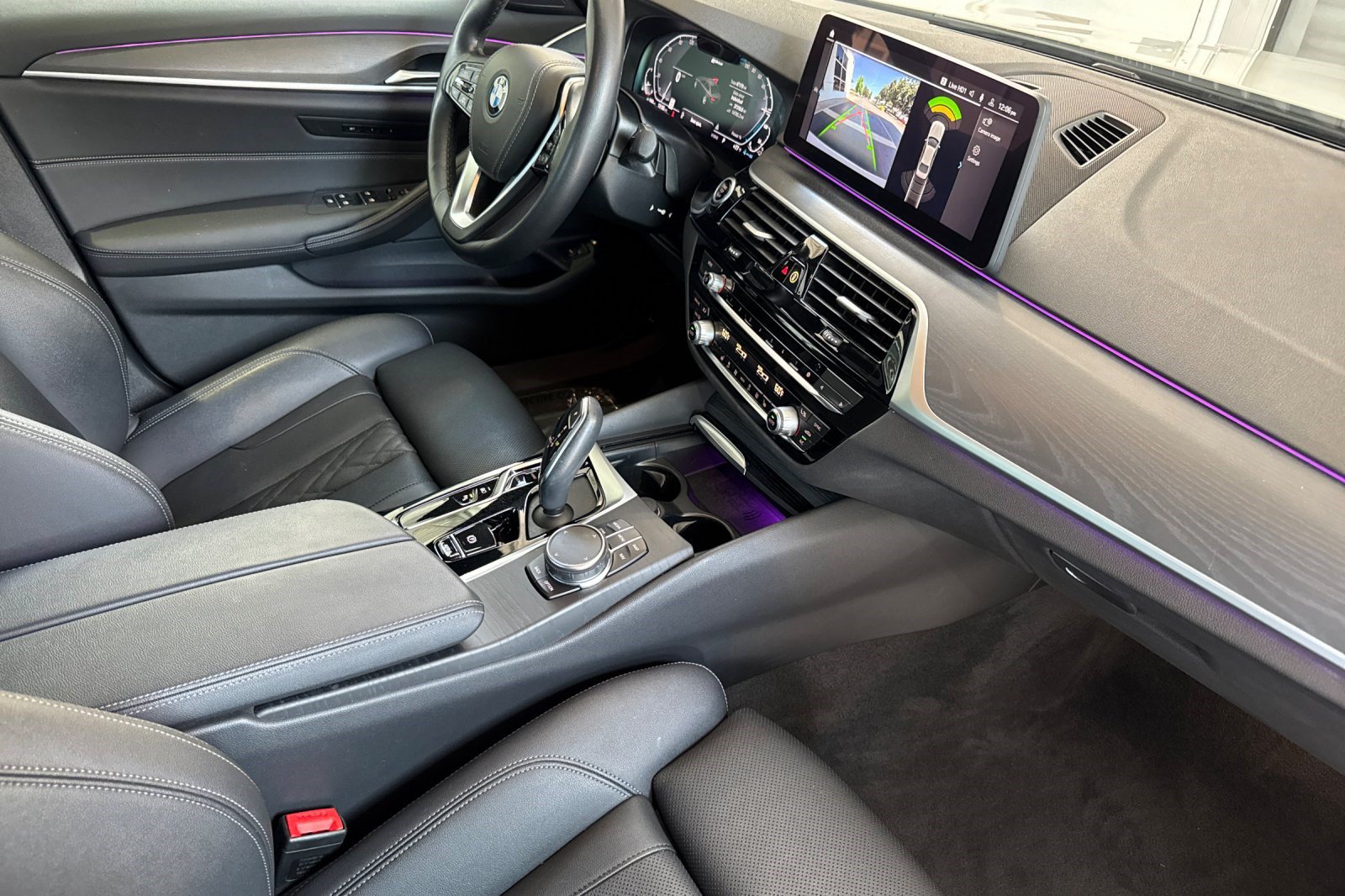 Used 2023 BMW 530e RWD image 19