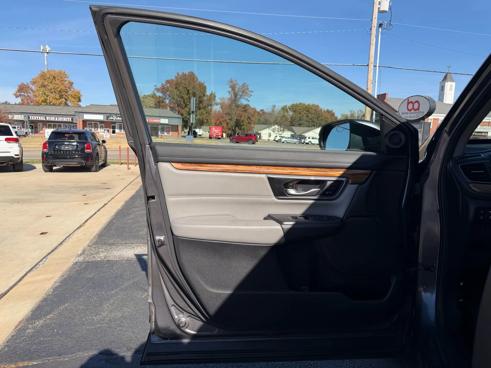 Used 2017 Honda CR-V EX-L image 9