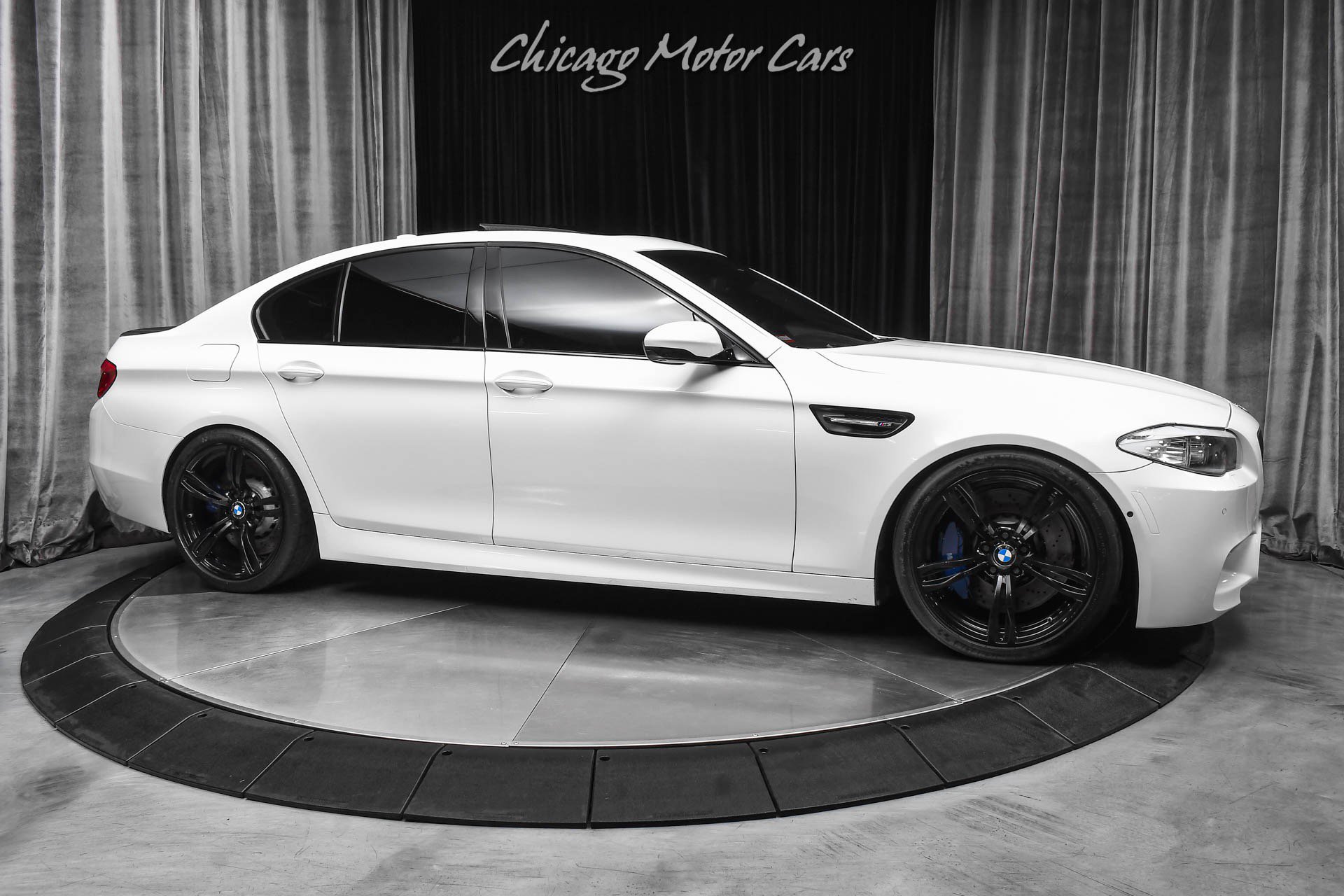 Used 2013 BMW M5 RWD image 6