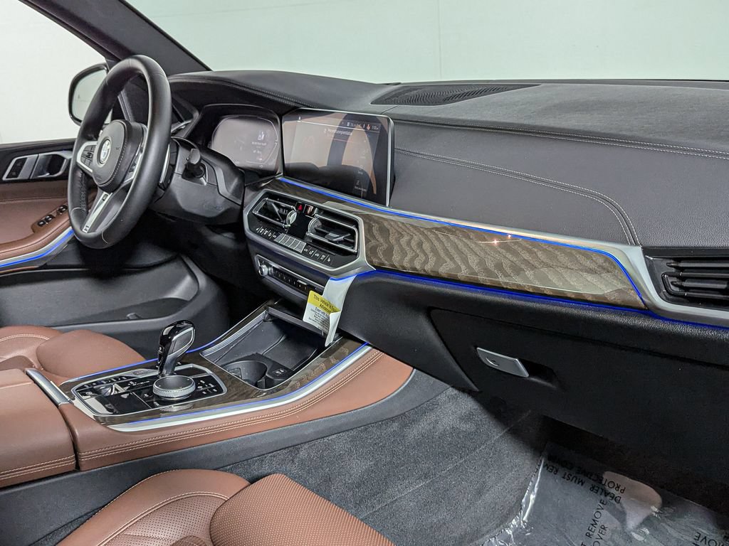 Certified 2023 BMW X5 xDrive40i w/ M Sport Package AWD/4WD image 32