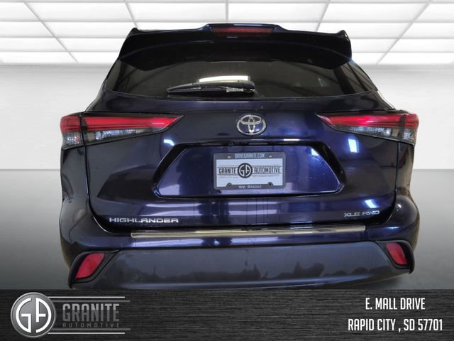 Used 2020 Toyota Highlander XLE w/ Protection Package #3 image 4