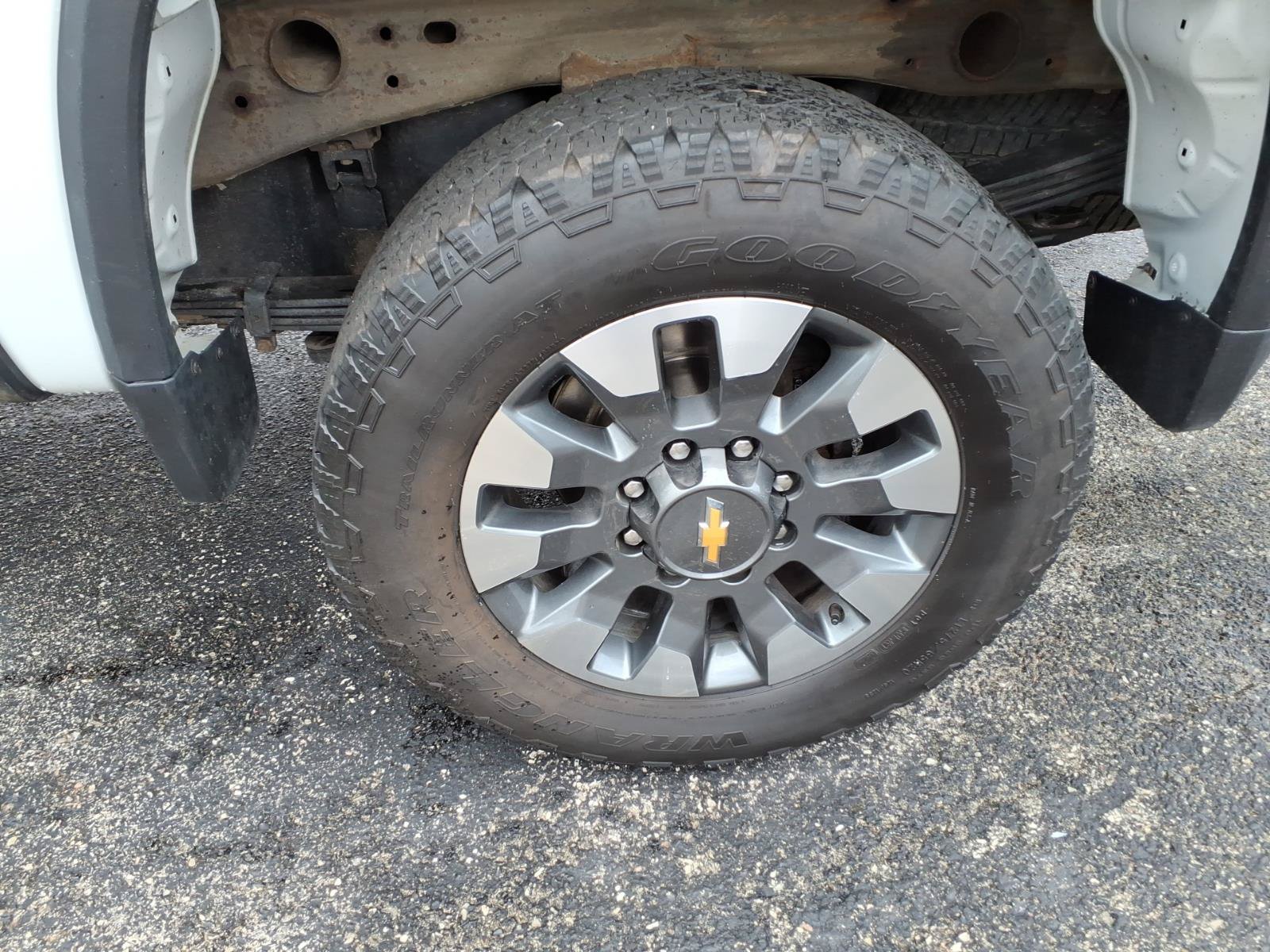 Certified 2024 Chevrolet Silverado 2500 Custom w/ Custom Convenience Package AWD/4WD image 15