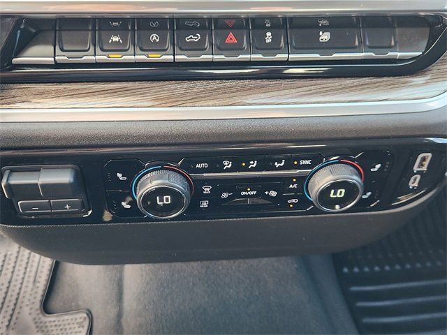 Used 2025 Chevrolet Silverado 1500 LT image 18