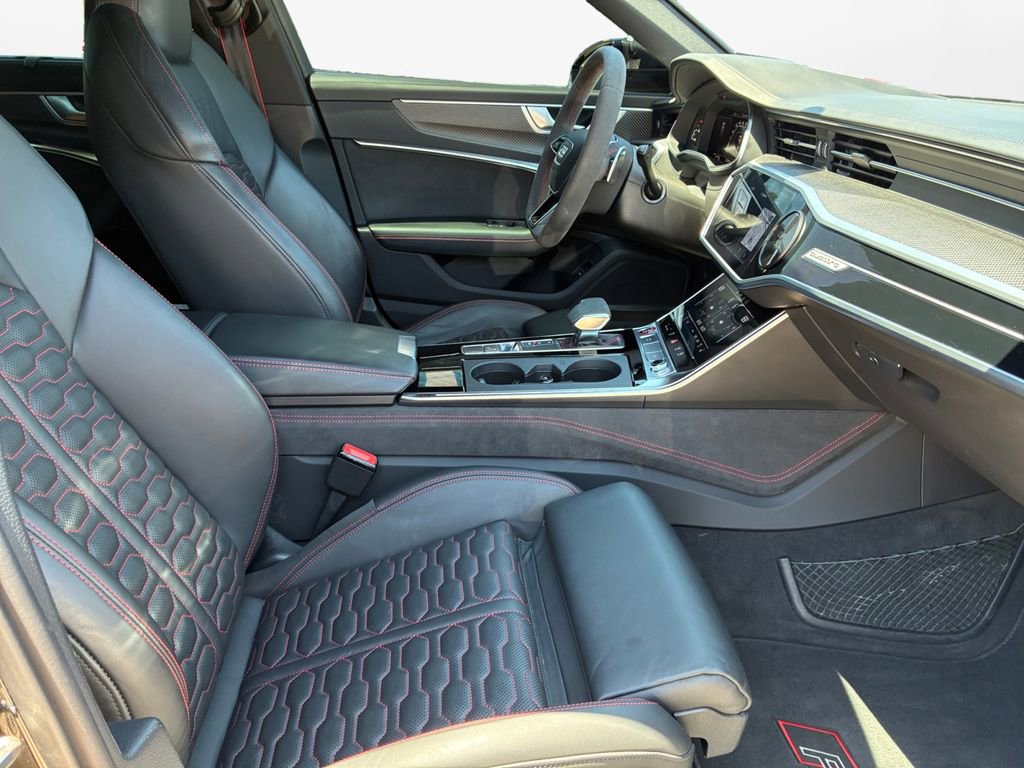 Used 2022 Audi RS 6 w/ Carbon Optic Package AWD/4WD image 24
