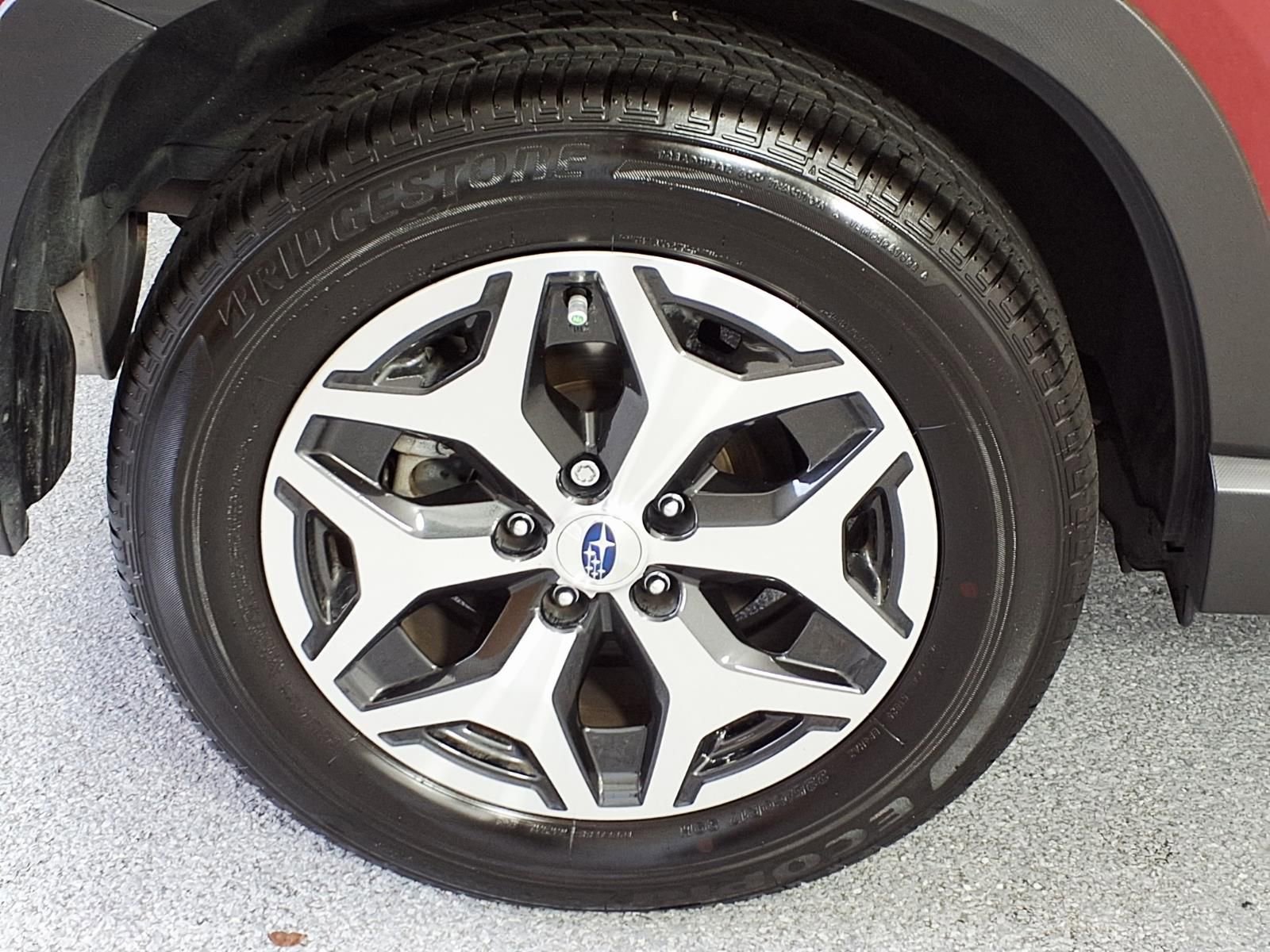 Used 2024 Subaru Forester Premium AWD/4WD image 4