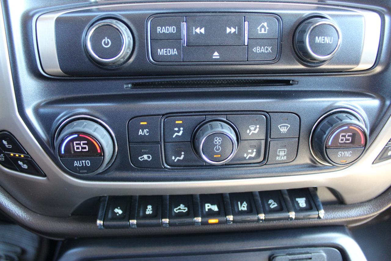 Used 2015 GMC Sierra 2500 Denali w/ Duramax Plus Package image 33