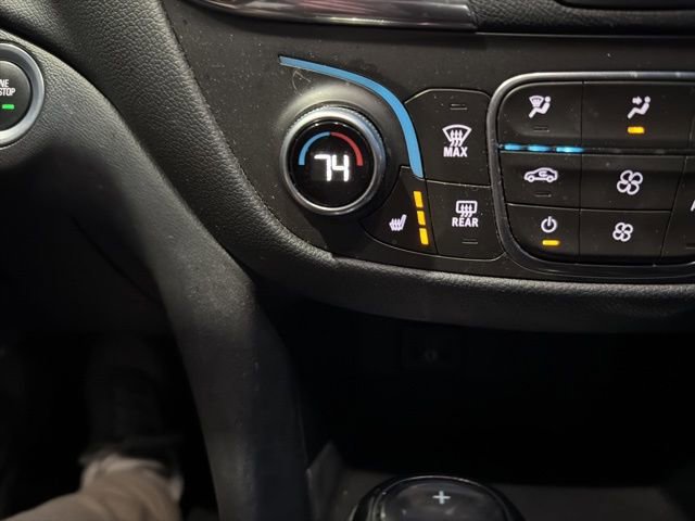 Used 2018 Chevrolet Equinox LT image 27