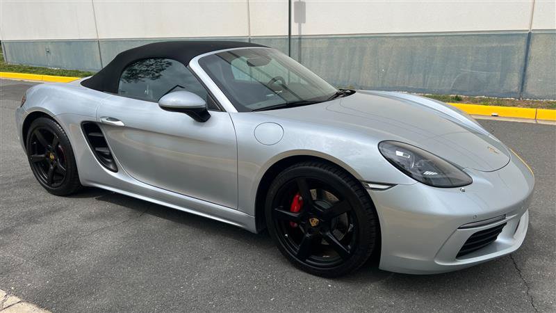 Used 2018 Porsche 718 Boxster RWD image 27