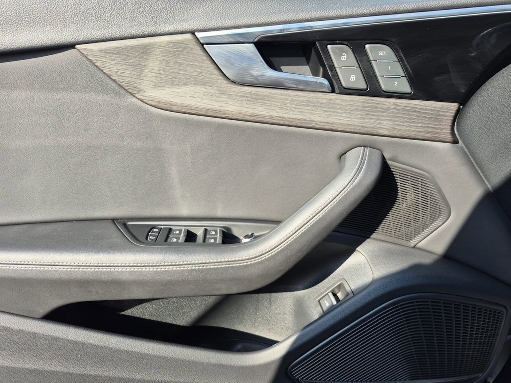 Used 2023 Audi A4 2.0T Premium Plus image 6