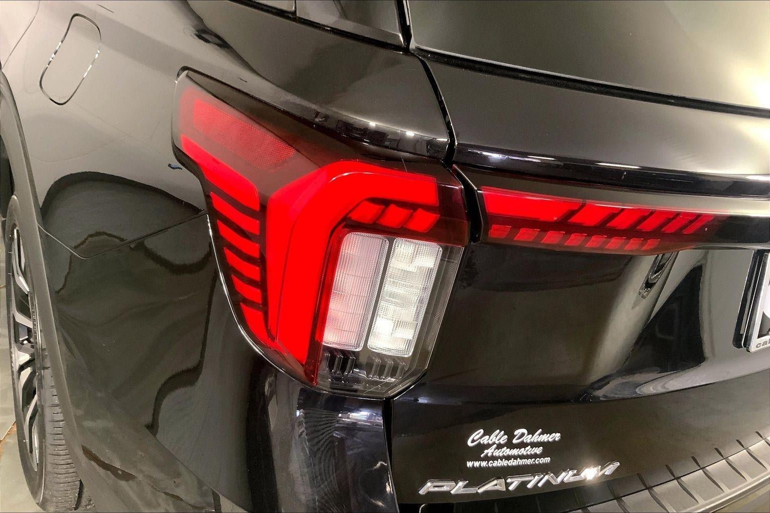 Used 2025 Ford Explorer Platinum w/ LUX Leather Package AWD/4WD image 27
