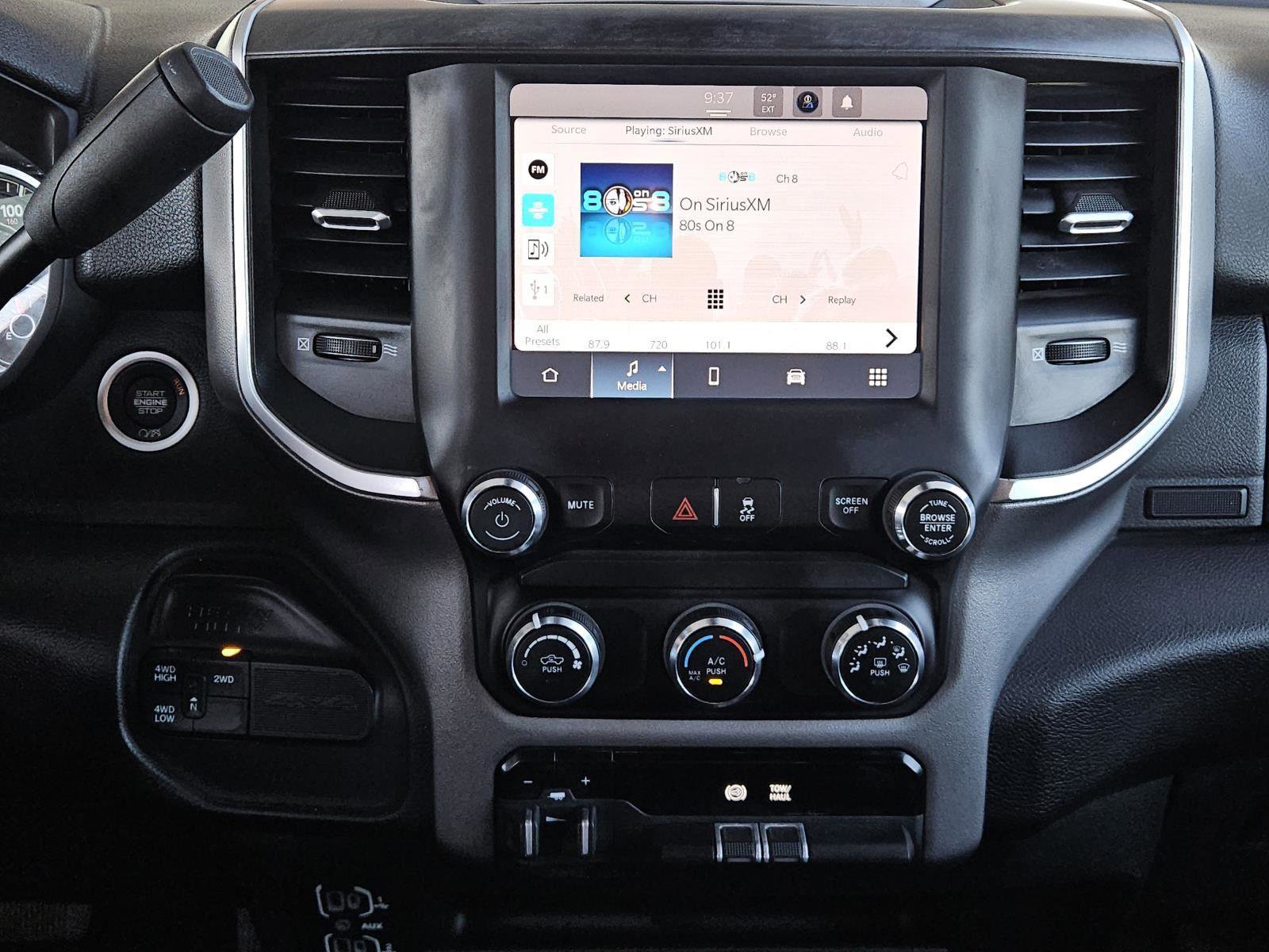 Used 2024 RAM 3500 Big Horn image 14