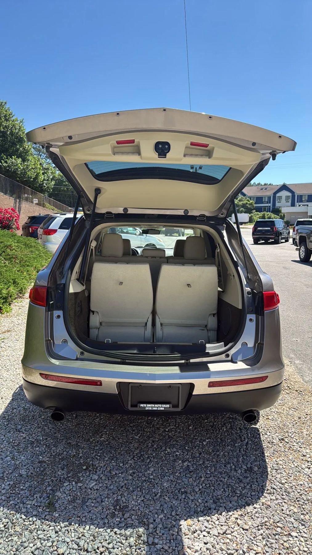 Used 2018 Lincoln MKT AWD w/ Technology Package image 9