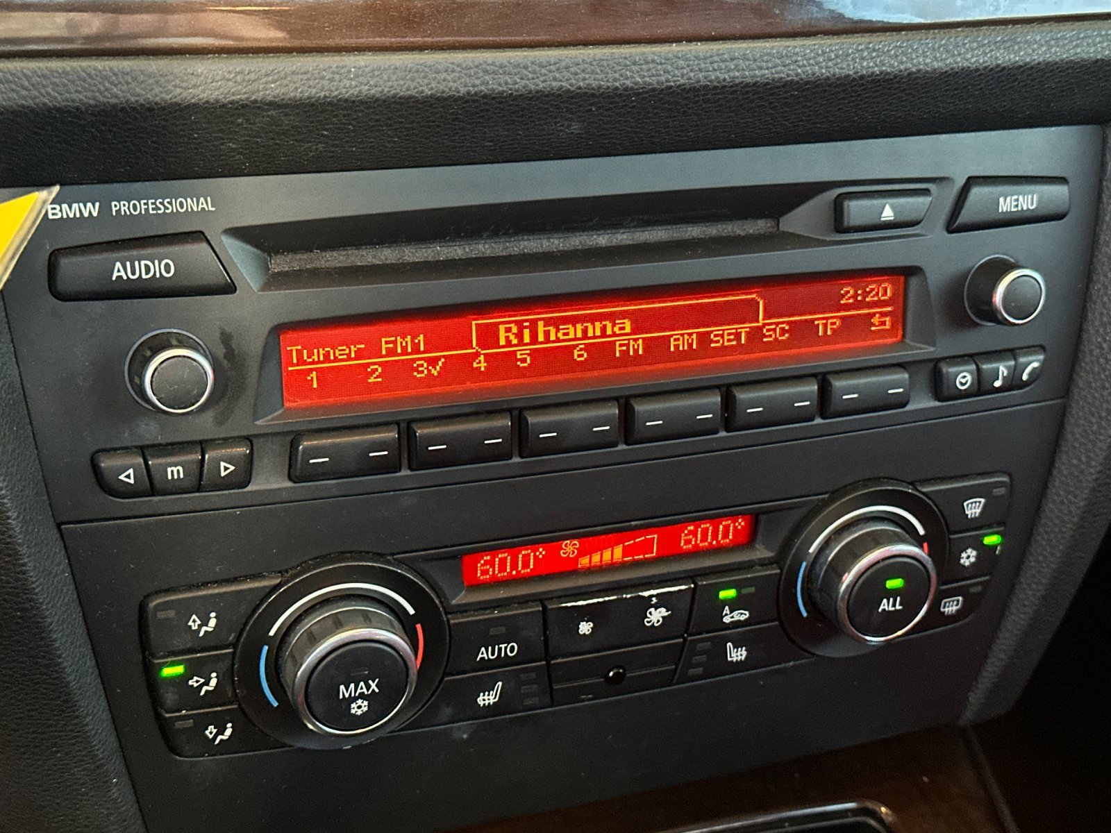 Used 2011 BMW 328i Coupe image 16