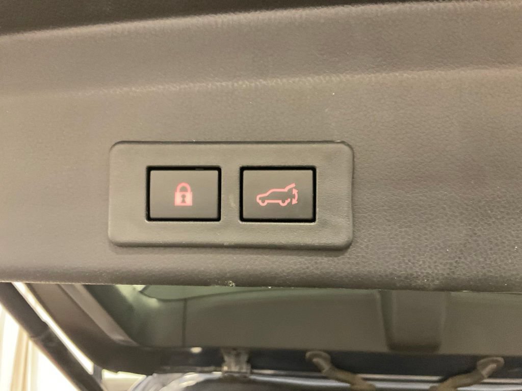 Used 2023 Subaru Ascent Touring AWD/4WD image 30