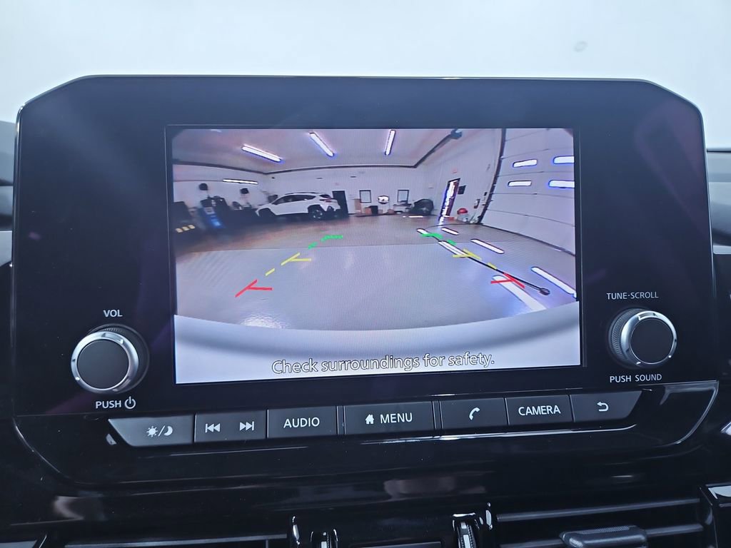 New 2025 Nissan Pathfinder SV image 19