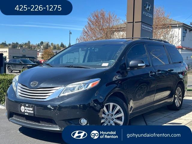 Used 2015 Toyota Sienna Limited image 1