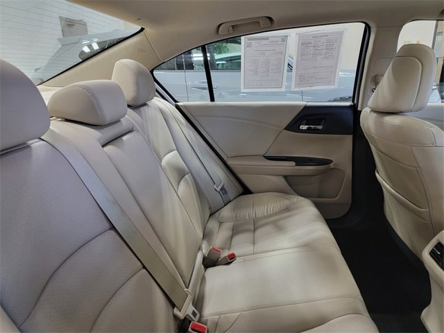 Used 2017 Honda Accord EX-L image 14