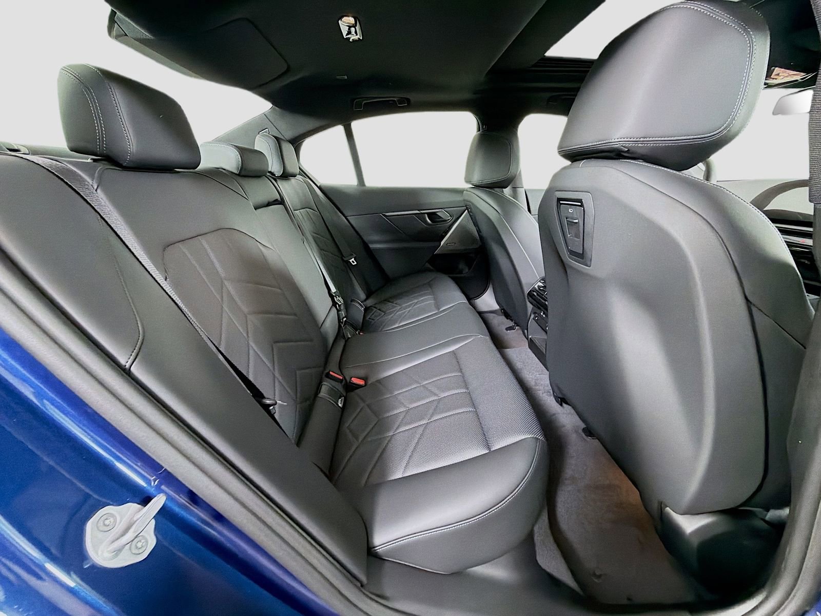 New 2027 BMW 530i xDrive AWD/4WD image 30