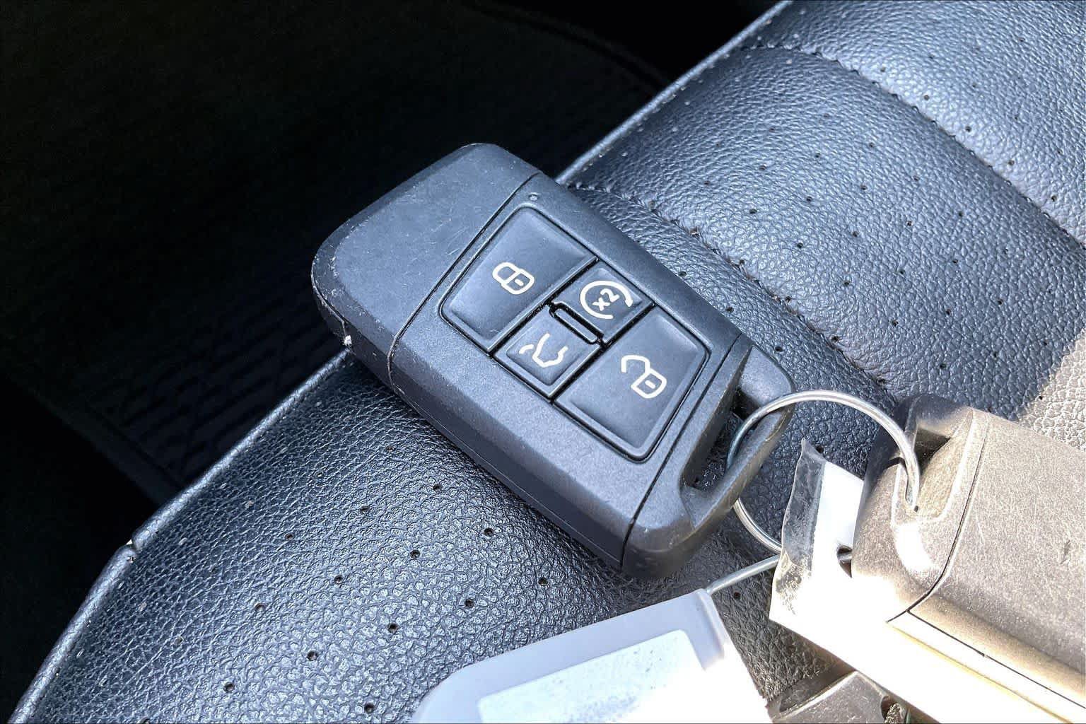 Used 2022 Volkswagen Tiguan SE FWD image 10