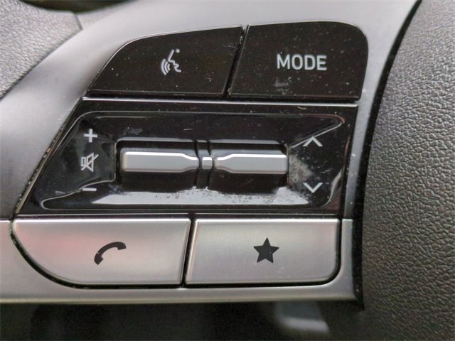 Certified 2024 Hyundai Elantra SEL image 27