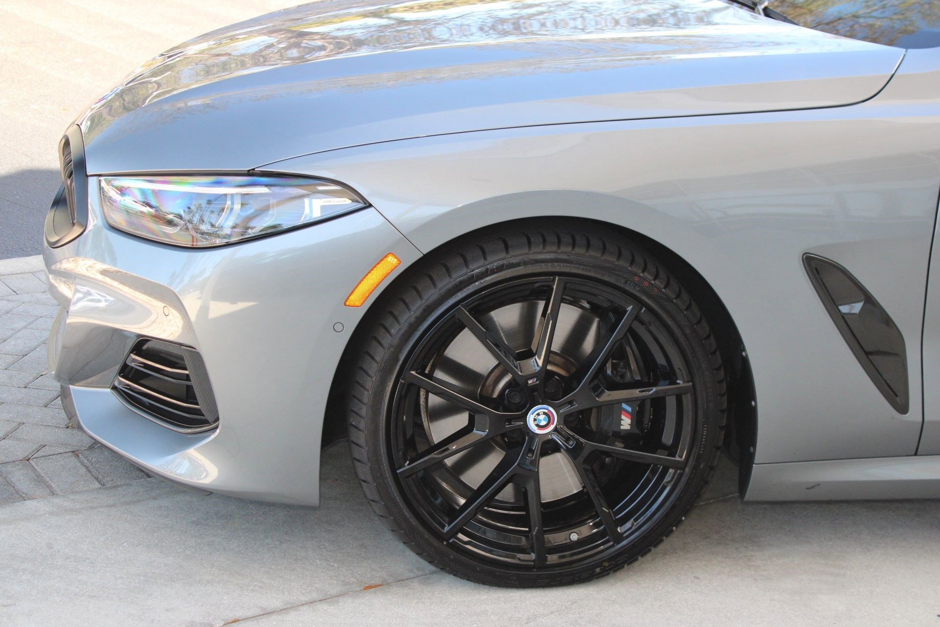 Used 2023 BMW M850i xDrive M850i xDrive w/ M Carbon Exterior Package image 18