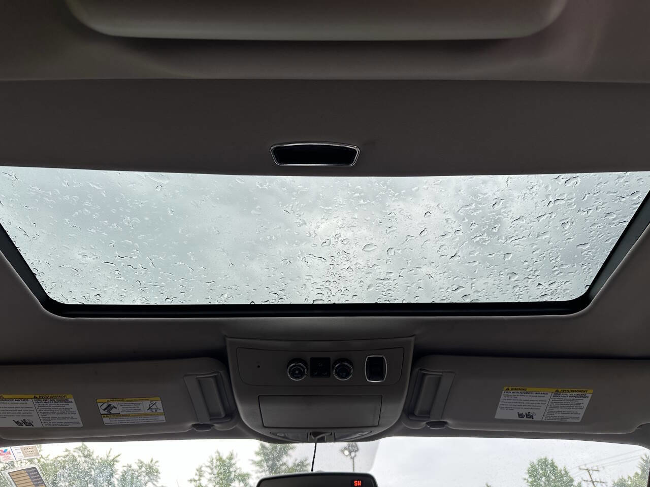 Used 2012 Nissan Armada SV image 29