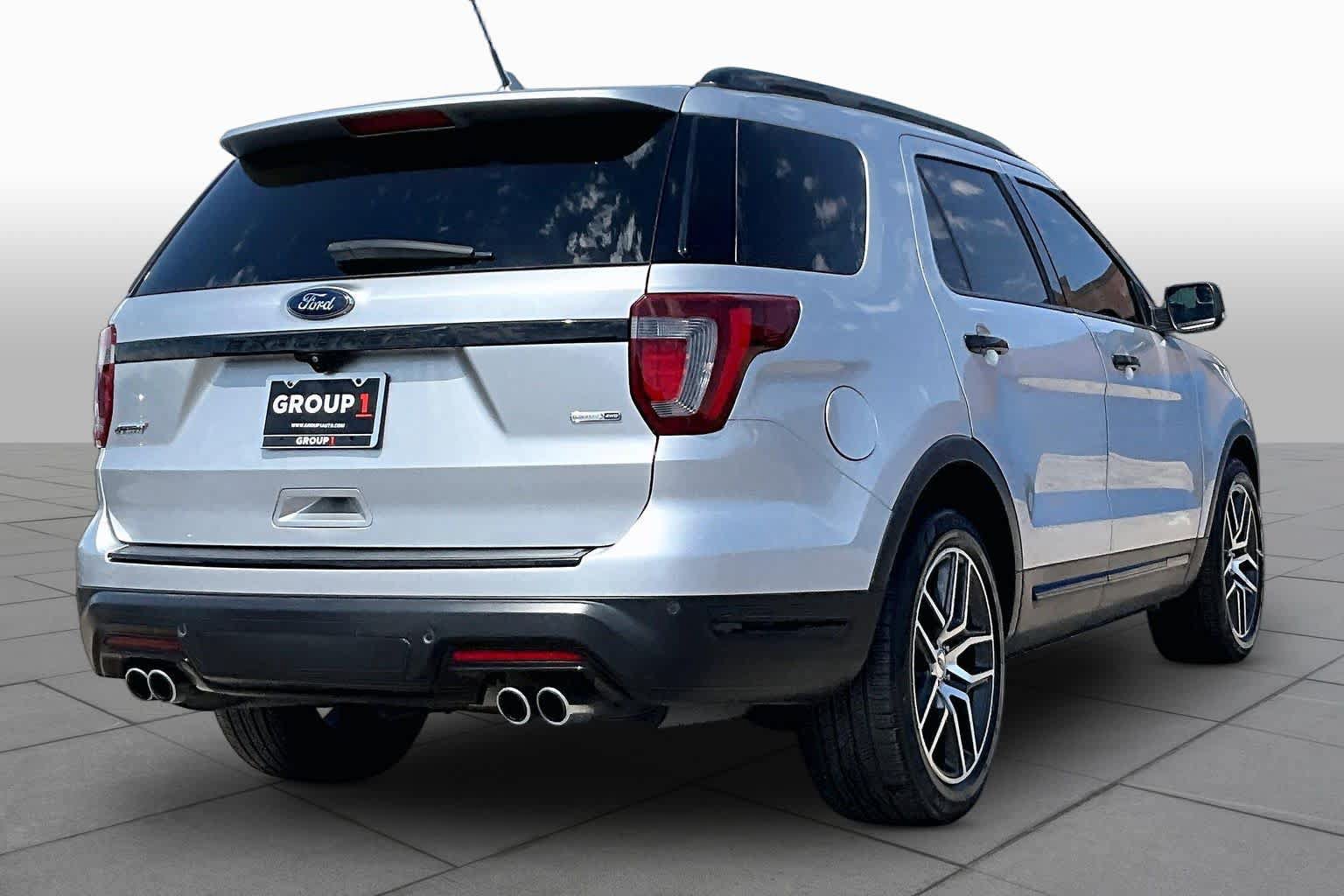 Used 2018 Ford Explorer Sport AWD/4WD image 13