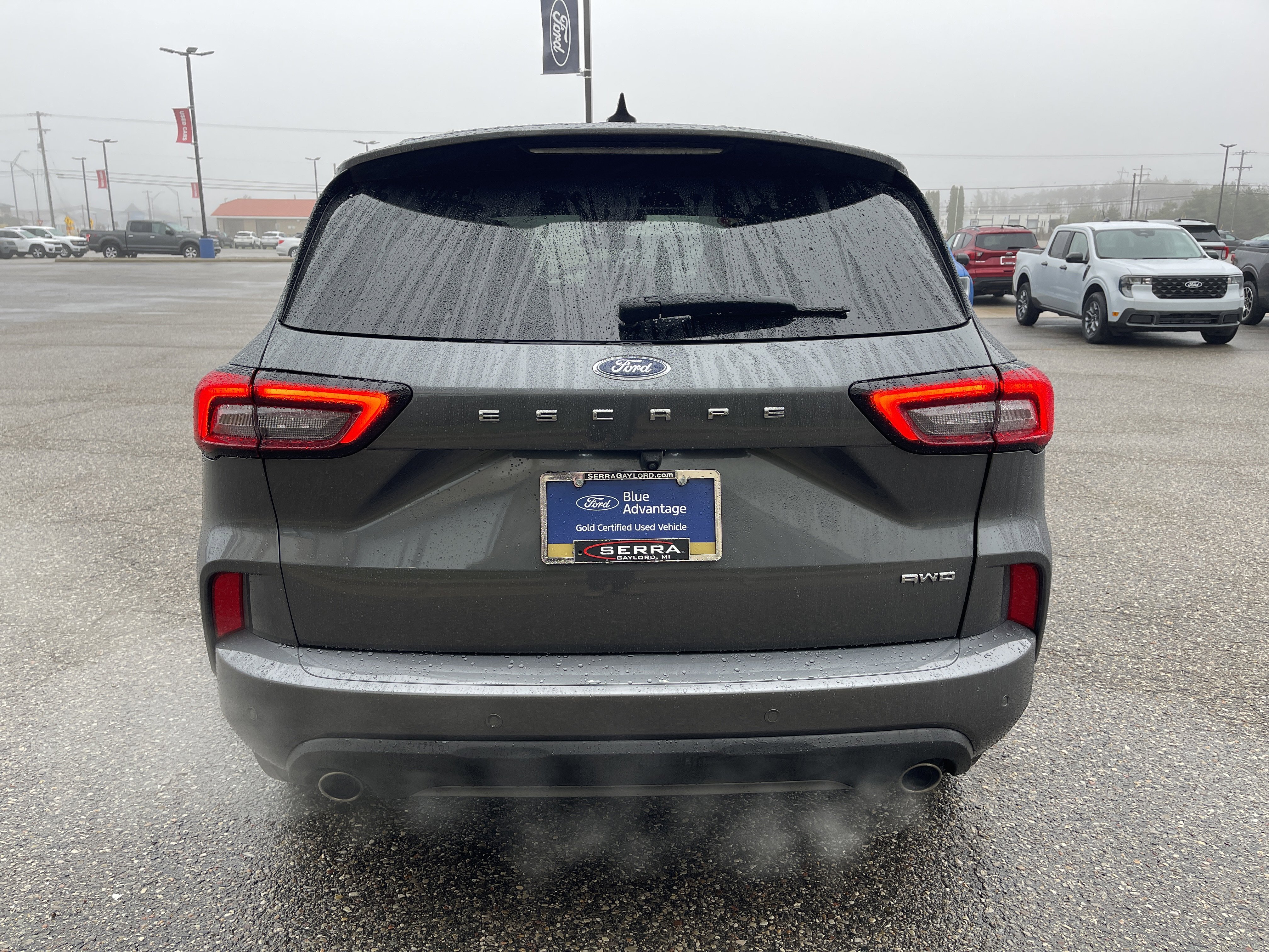 Certified 2023 Ford Escape ST-Line Select w/ Tech Pack #2 AWD/4WD image 4