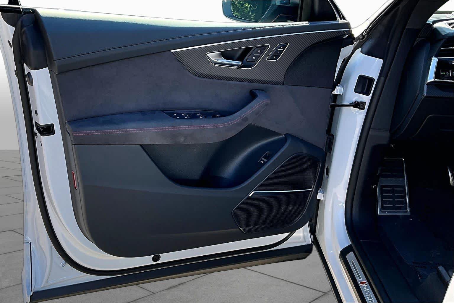 Used 2025 Audi RS Q8 performance AWD/4WD image 22