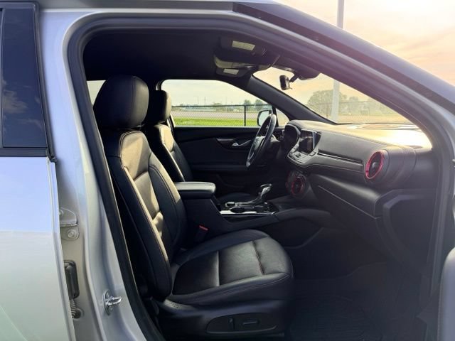 Certified 2022 Chevrolet Blazer RS w/ Driver Confidence II Package AWD/4WD image 10