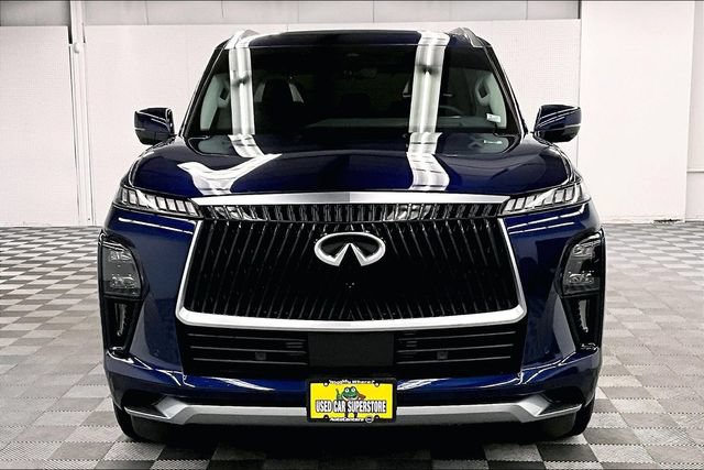 Used 2025 INFINITI QX80 Sensory AWD/4WD image 4