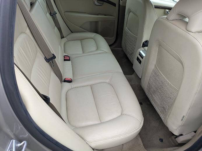 Used 2015 Volvo XC70 3.2 Premier AWD/4WD image 14