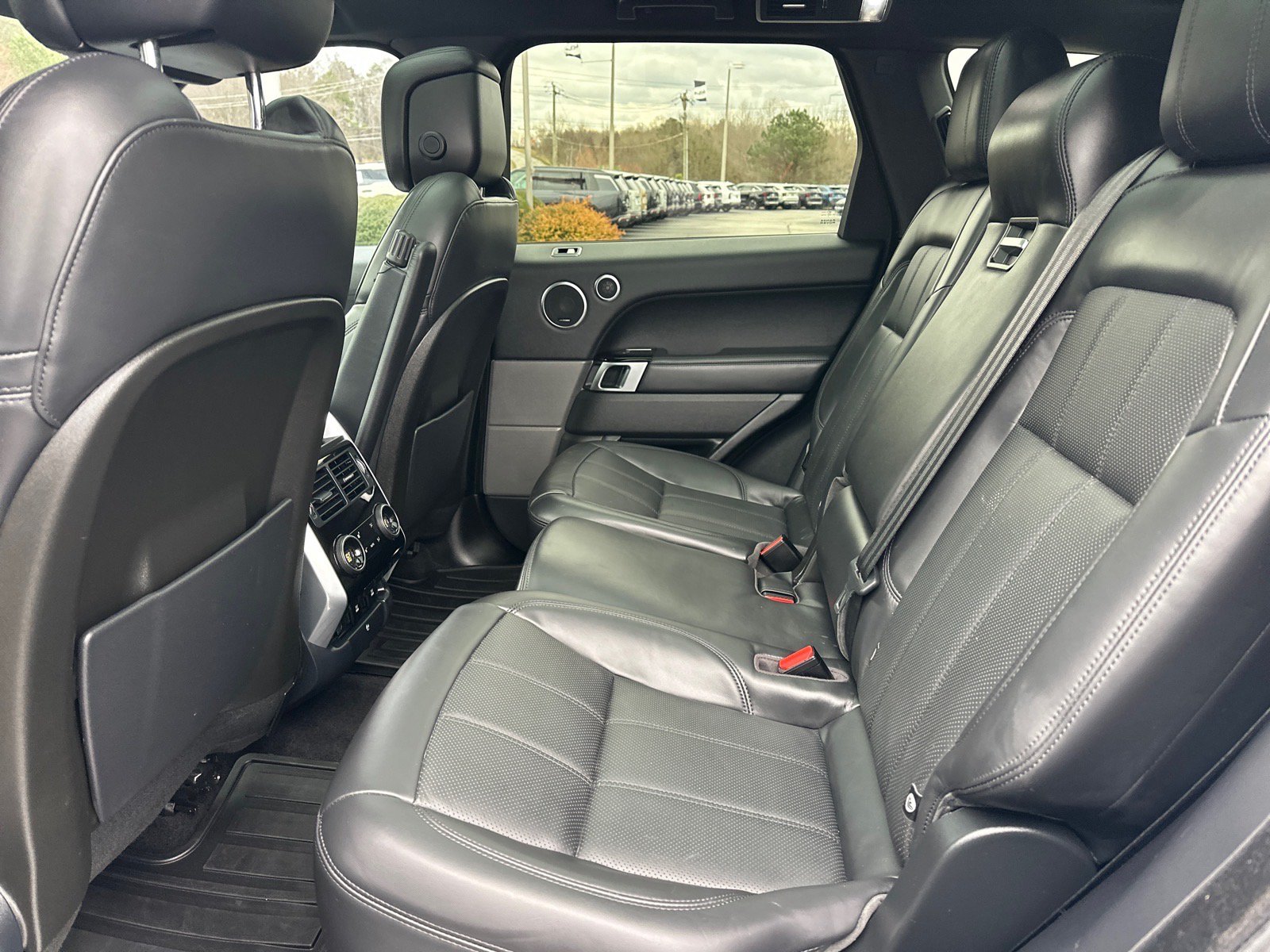 Used 2021 Land Rover Range Rover Sport HSE Silver Edition AWD/4WD image 8
