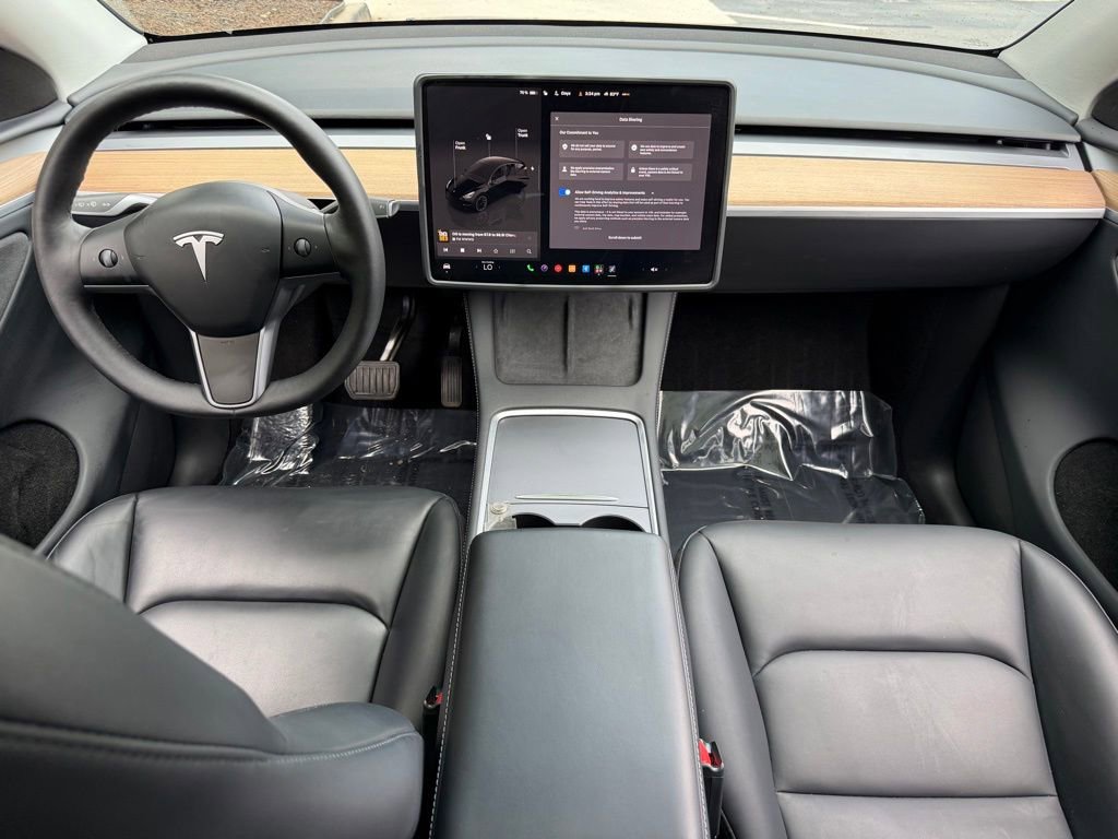 Used 2024 Tesla Model Y Long Range AWD/4WD image 38
