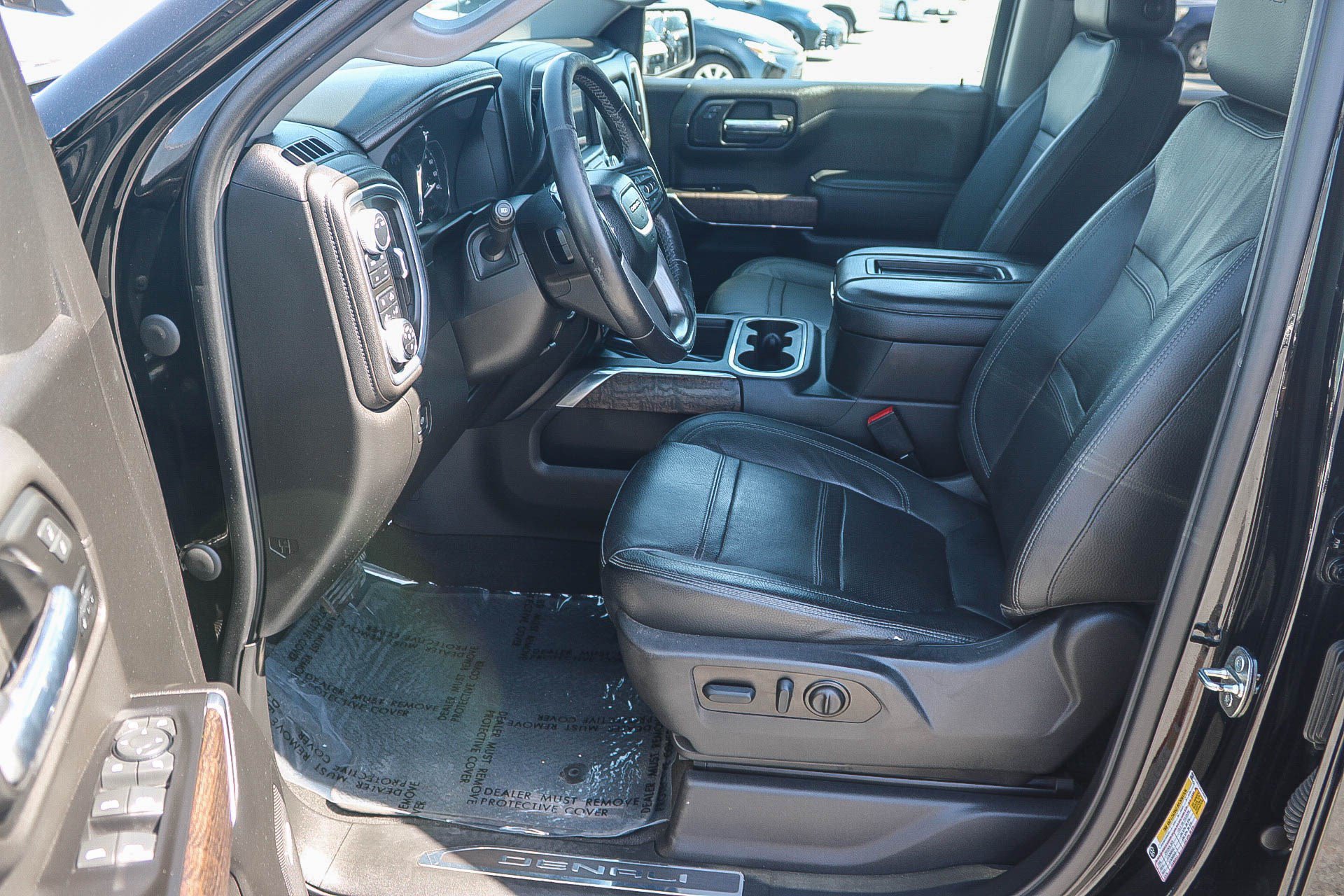 Used 2022 GMC Sierra 1500 Denali w/ Denali Premium Package AWD/4WD image 18