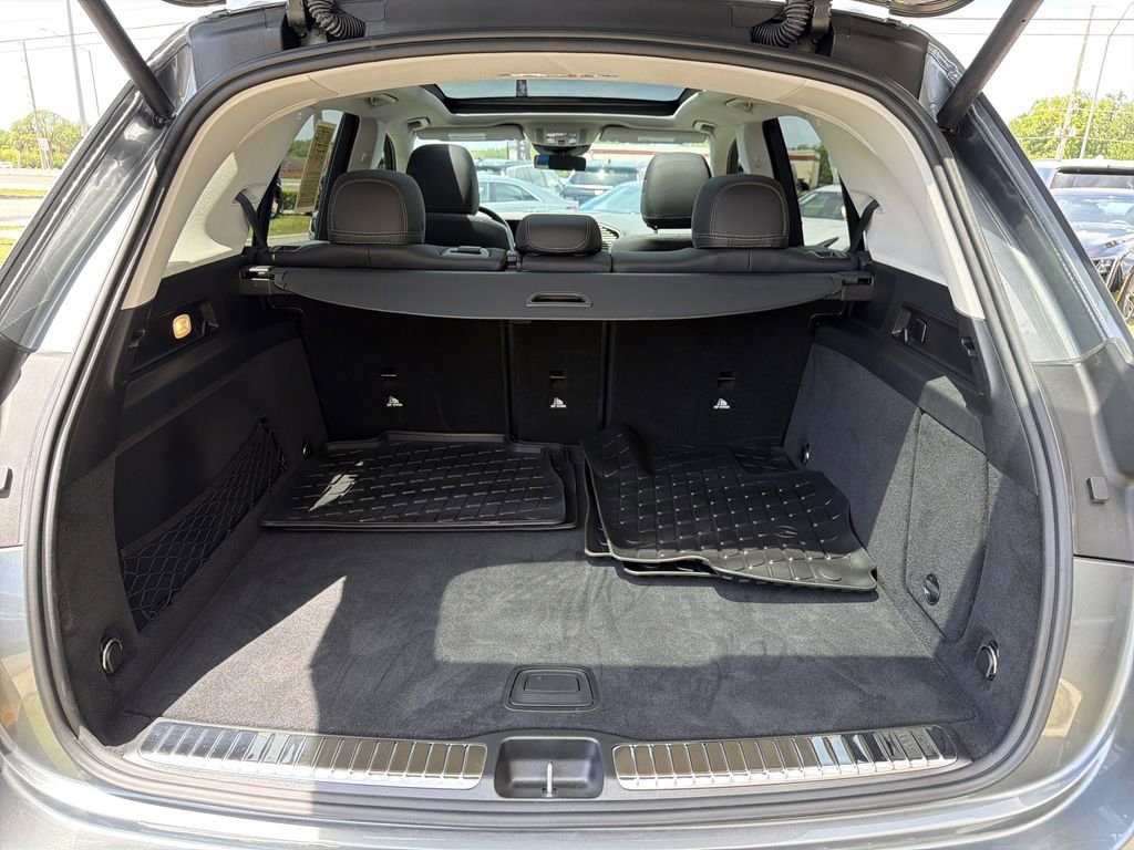Used 2025 Mercedes-Benz GLE 350 4MATIC image 11