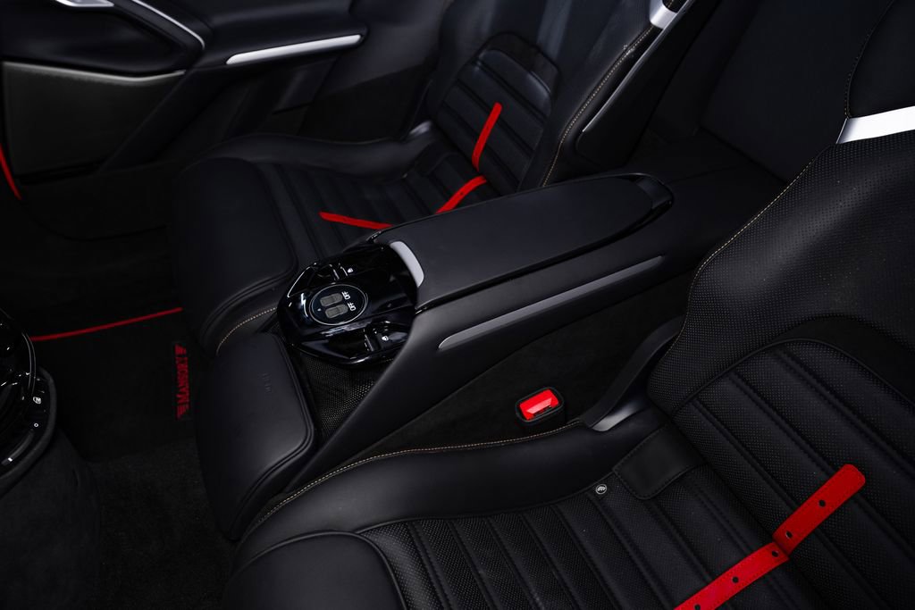 Used 2023 Ferrari Purosangue AWD/4WD image 40