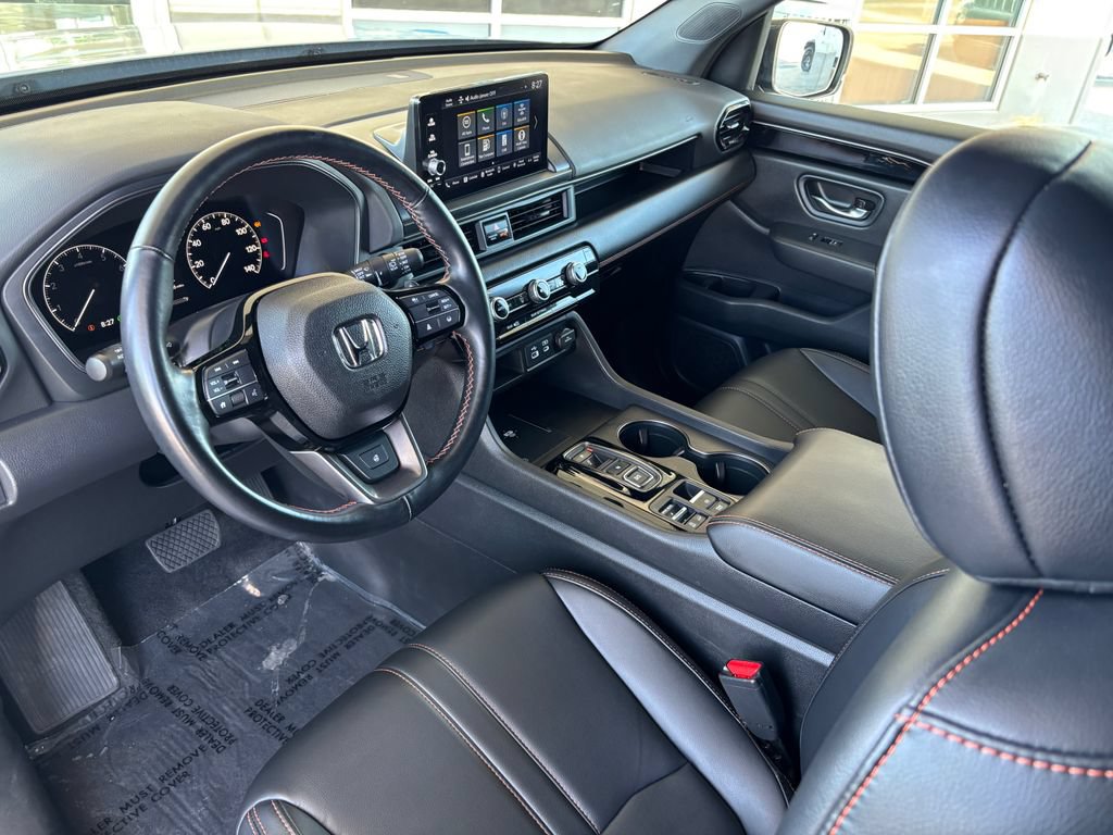 Used 2023 Honda Pilot TrailSport image 9