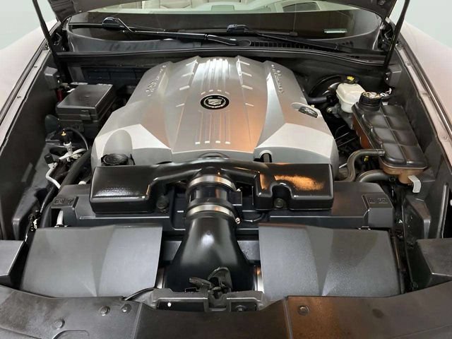 Used 2005 Cadillac XLR RWD image 72