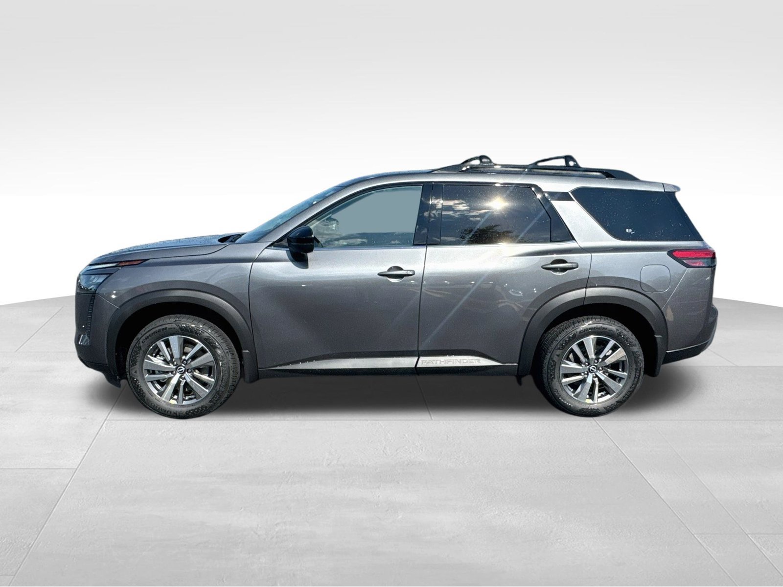 New 2026 Nissan Pathfinder SL FWD image 4