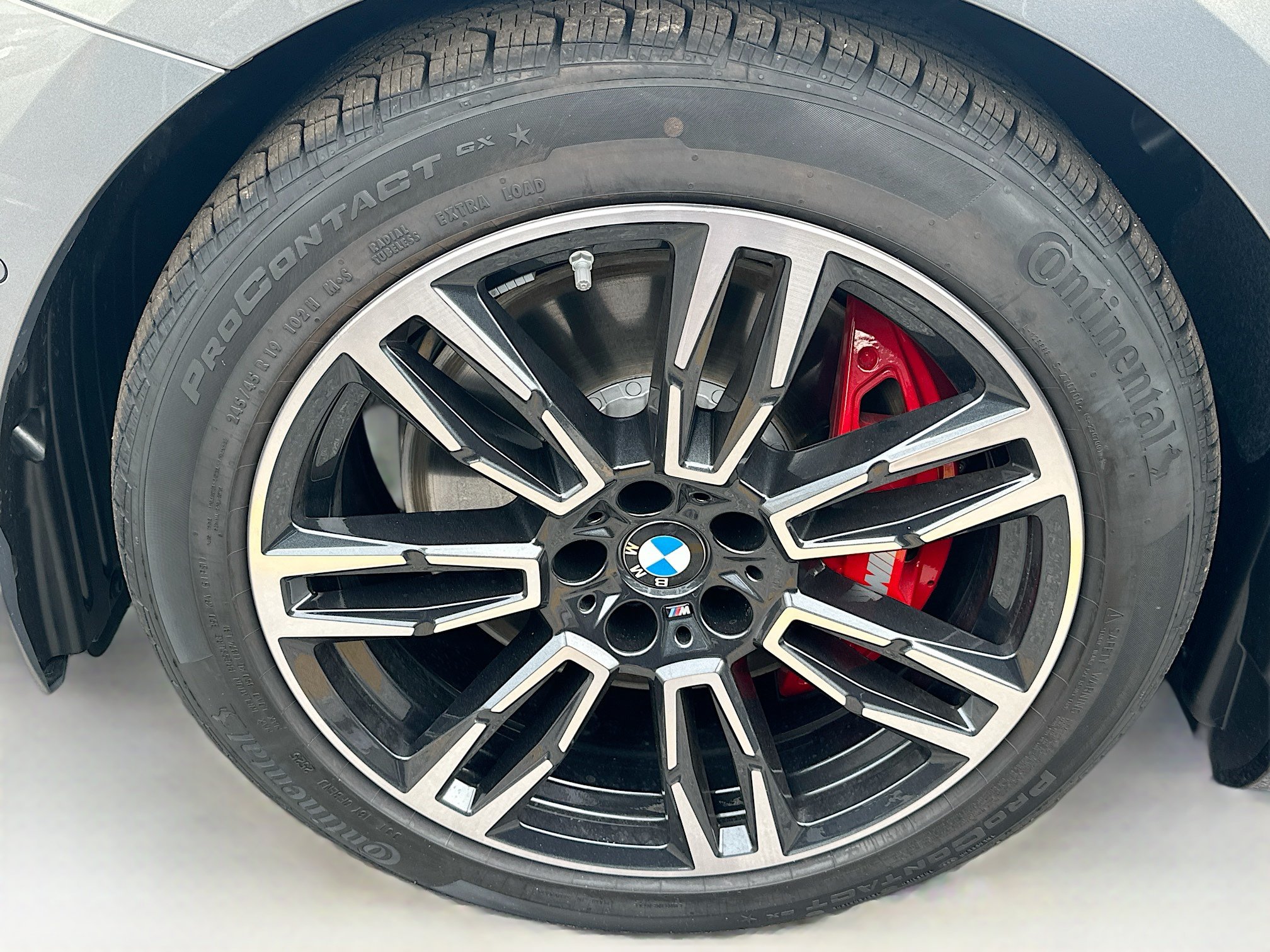 New 2026 BMW 550e xDrive w/ Executive Package AWD/4WD image 25