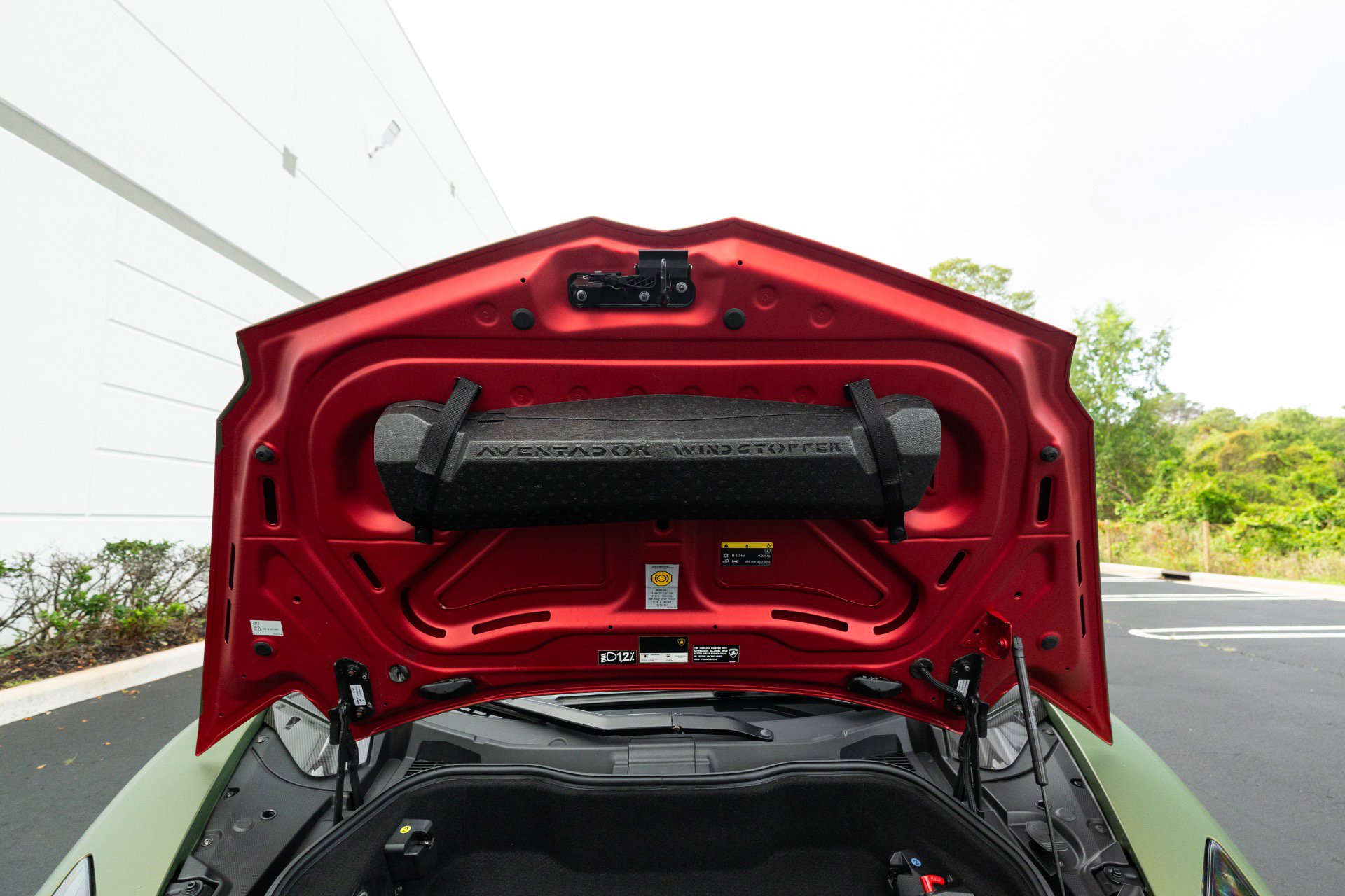 Used 2021 Lamborghini Aventador SVJ AWD/4WD image 82
