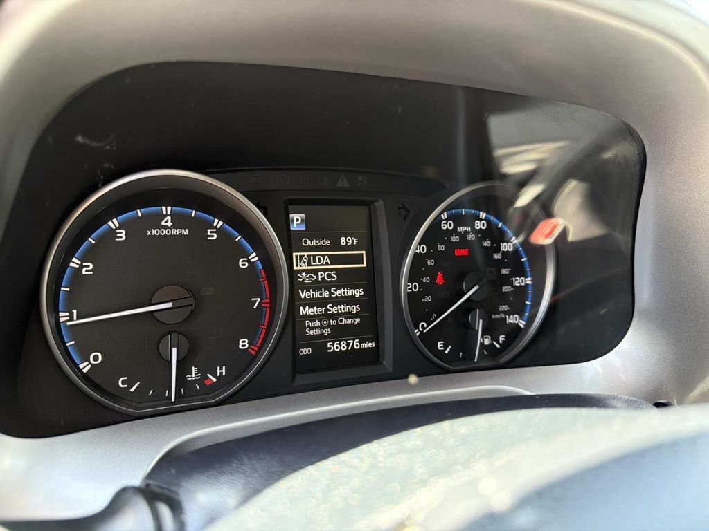 Used 2017 Toyota RAV4 XLE w/ Carpet Mat Package FWD image 22