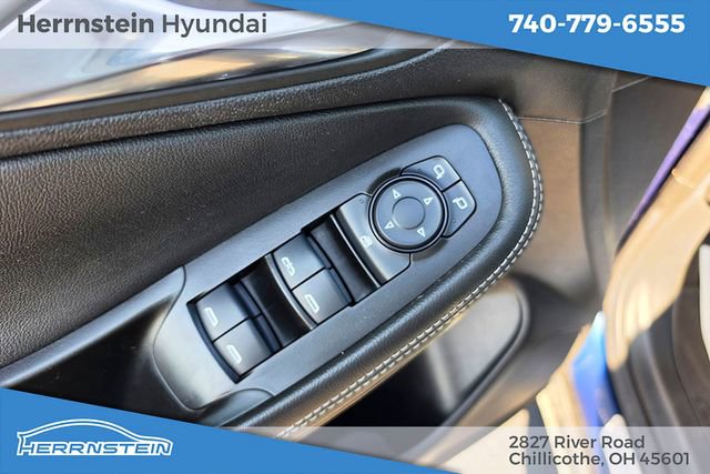 Used 2023 Buick Encore GX Select AWD/4WD image 15