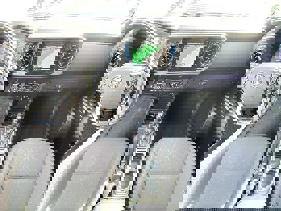 Used 2019 Toyota Tacoma TRD Sport image 24