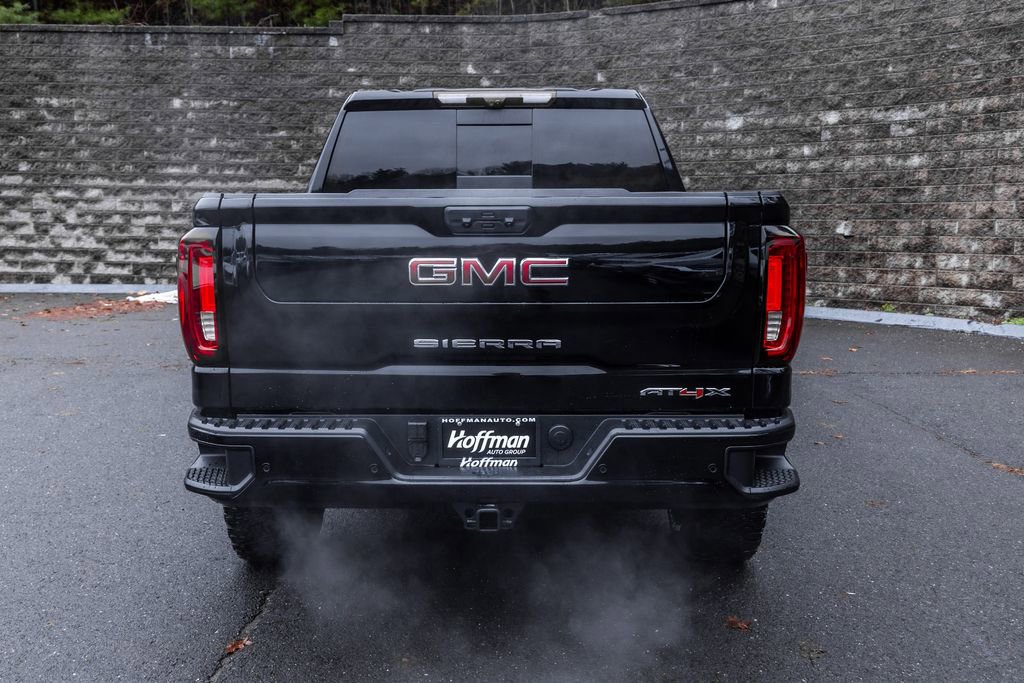 Used 2025 GMC Sierra 1500 AT4X image 8