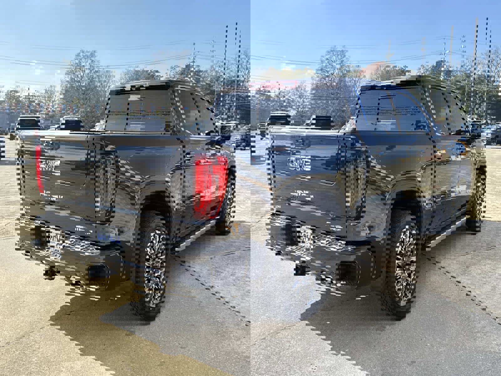 Used 2025 GMC Sierra 1500 Denali Ultimate image 12